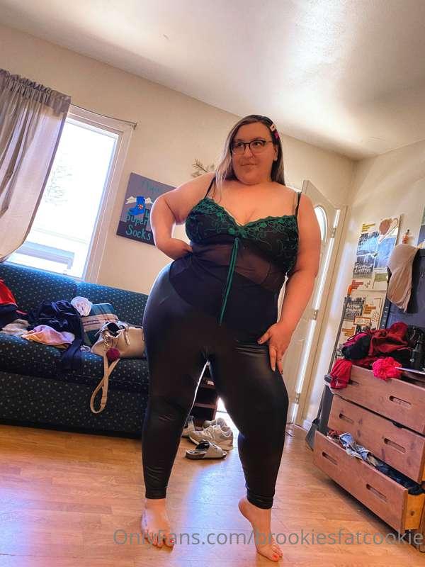 Lil’  sneak peak of my try-on haul! This was my fave outfit!