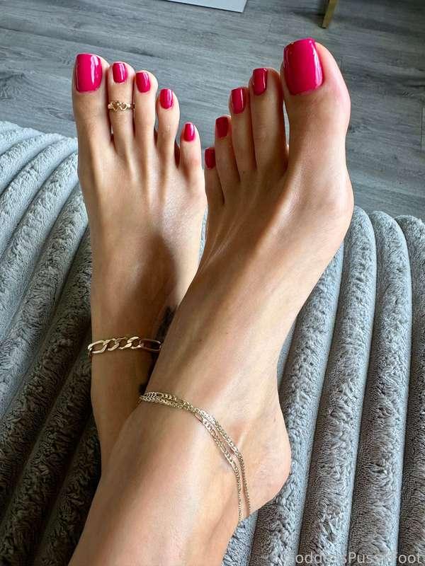 goddesspussyfoot image #1