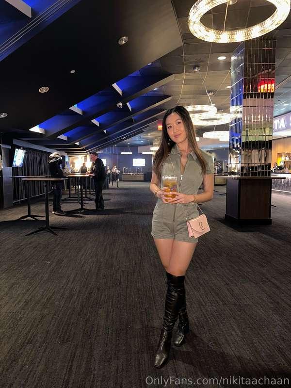 Getting into trouble in NYC ❤️‍🔥
(I'm not a beer drinker. Th..