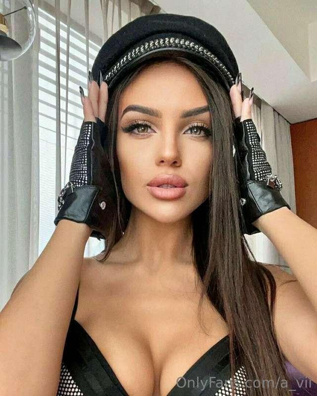 I'll come and write you a fine : "Hard sex right here and ri..