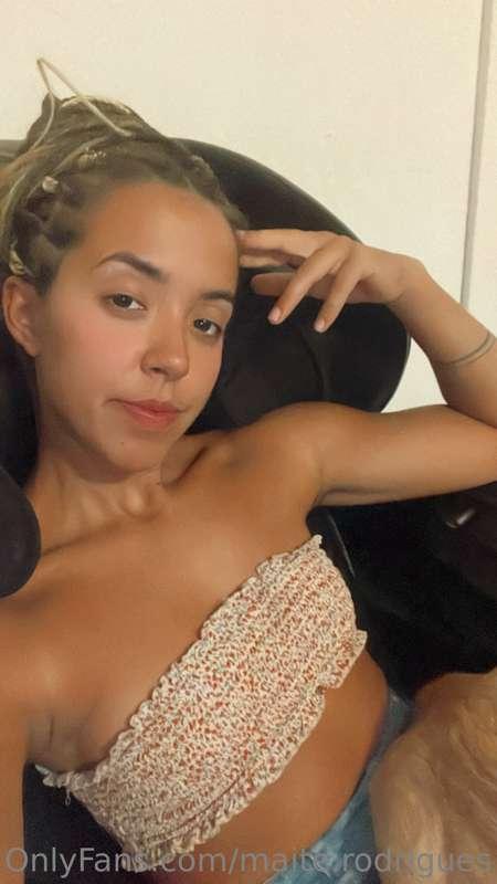 DM me ! Let’s chat ! 😻