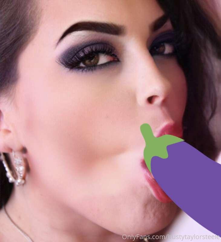 bustytaylorsteele image #1