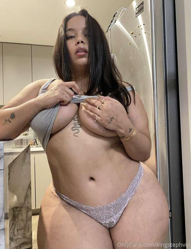 I'm in a very "INTIMATE MOOD" today baby😈.. let me show you ..