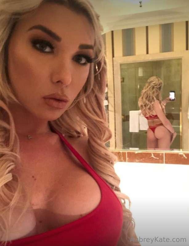 ❤️ tell me three ways you'd satisfy me 💋