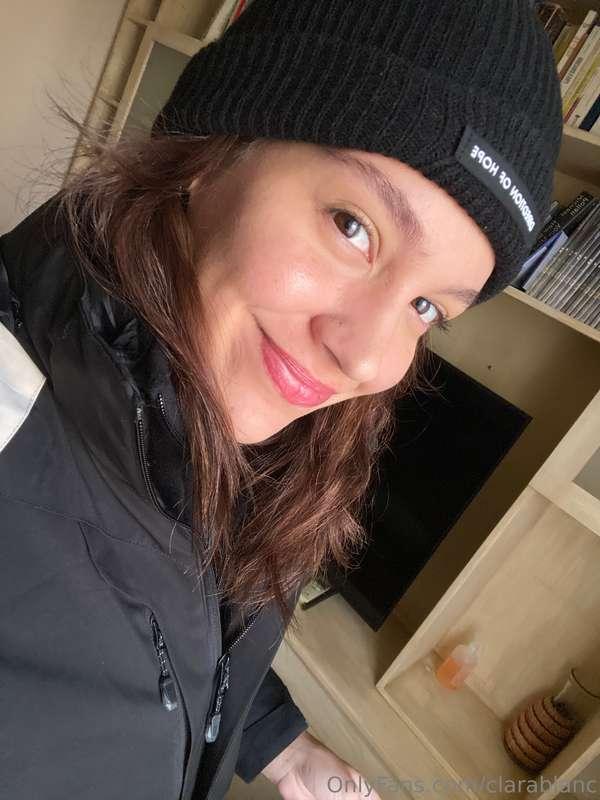 Do you like me naturally sexy and pretty? 🥰🥰 