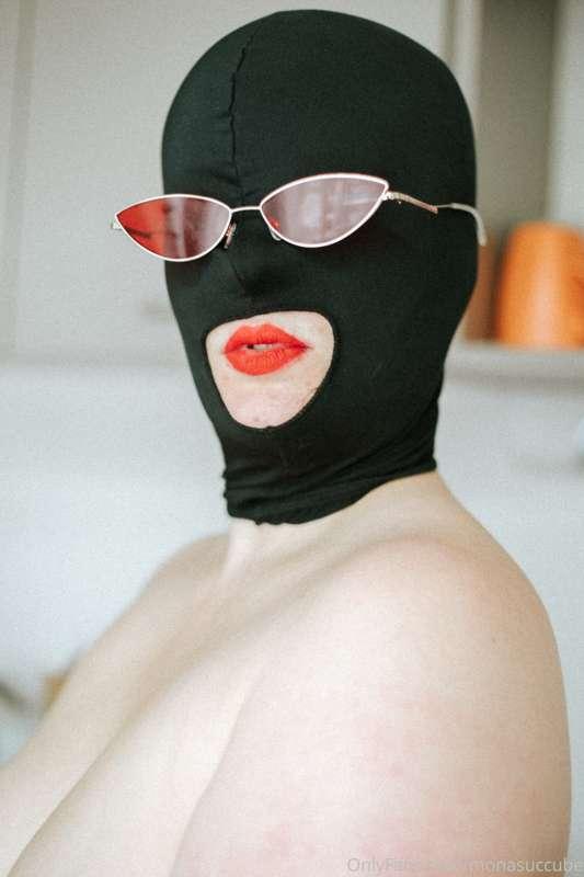 First part of the shoot with le.white.fox