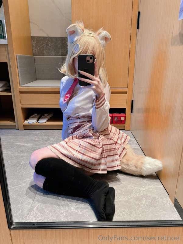 Wan wan ฅᨐฅDo you miss me yet? DM me to get a surprise ૮ • ﻌ..