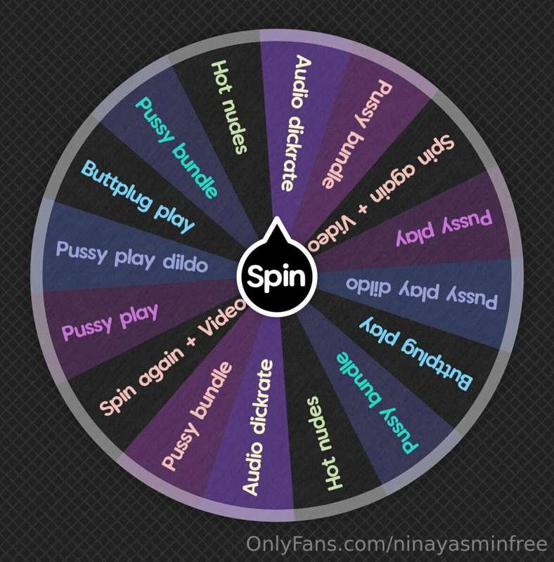 SPECIAL BLACK WEEKEND WHEEL🖤💜🖤

Because I love black Friday ..