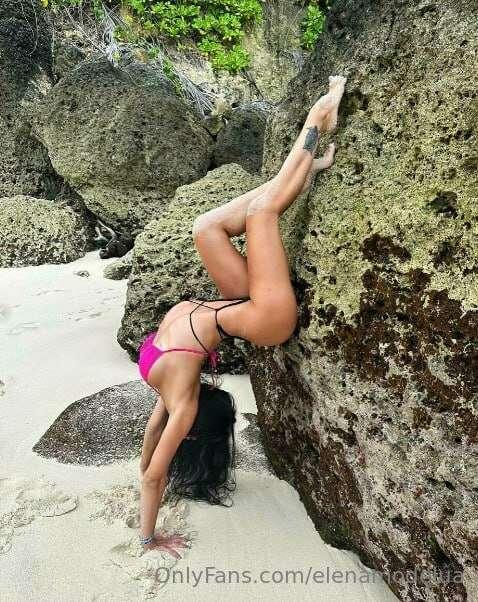 Look how flexible she is 🥵🥵
@beauty_gymmast #advertising