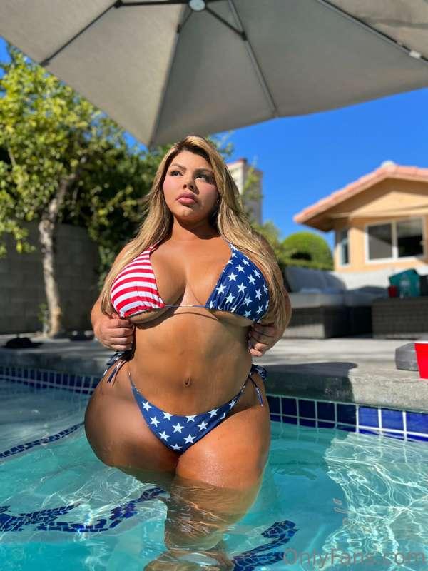 These puppies are American 🇺🇸
