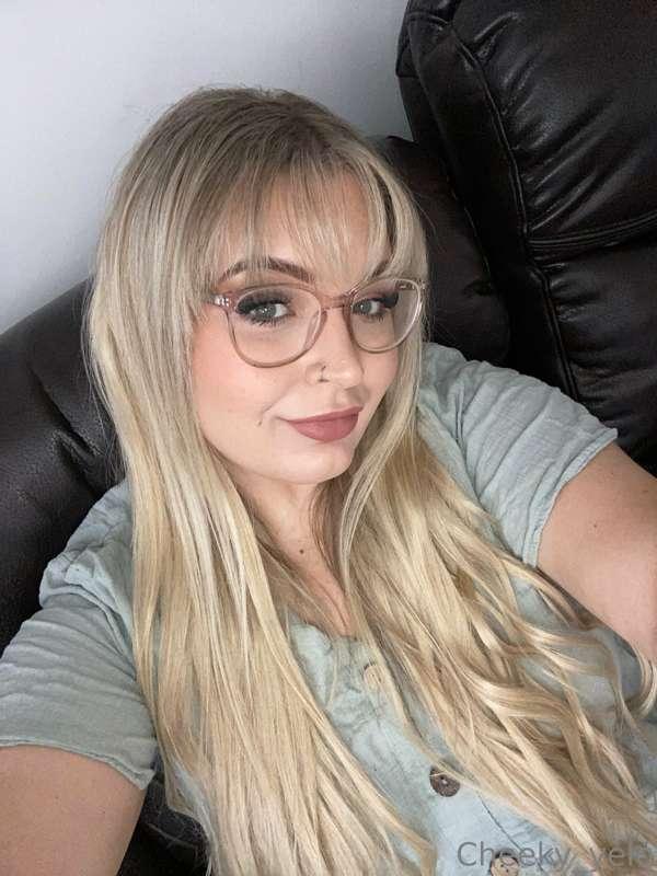 COCK SELFIES 📱😈👅 $15 FOR DICK SELFIES Send the tip and your ..