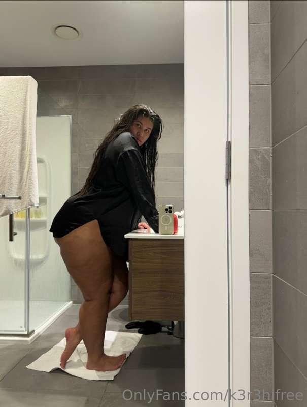 Wanna see it bounce? 🙈

FREE on VIP OF: @k3r3hi