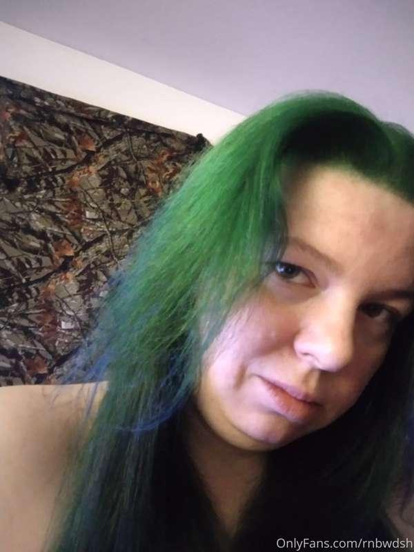 New color. I hope you all like 😁