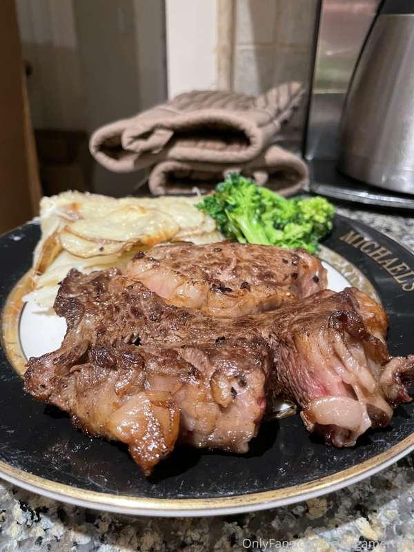 I’m hungry. Inspire me with some recipes that I could cook u..