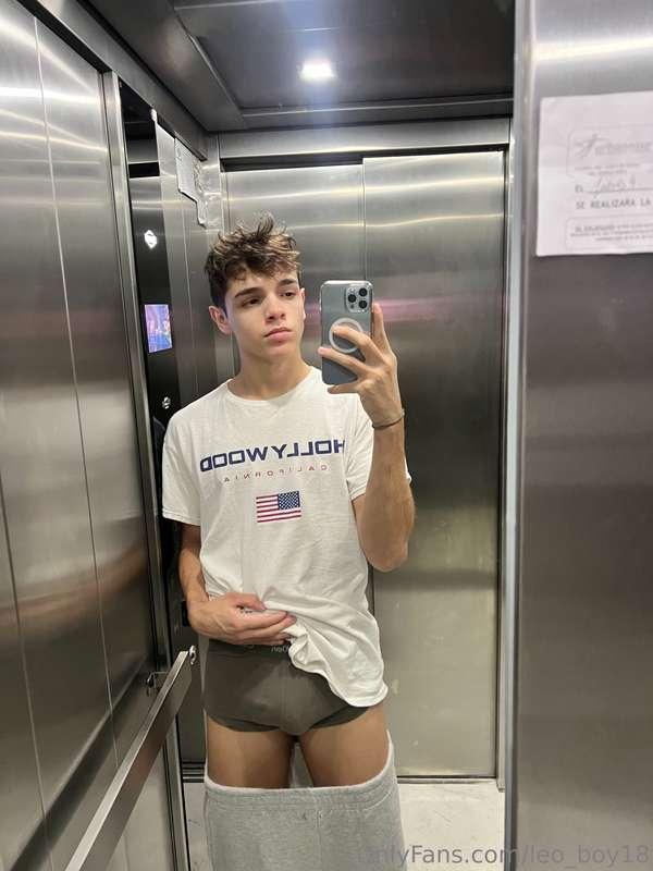leo_boy18 image #0