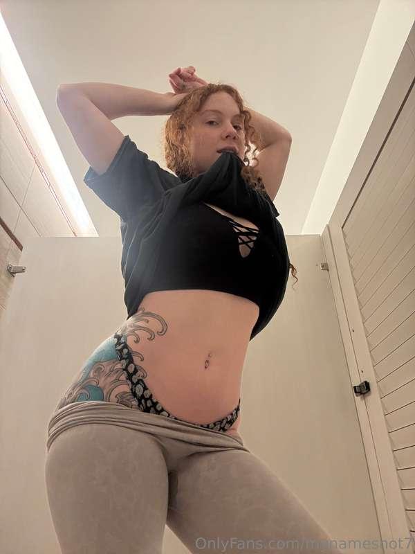 hanging out in DMs for a few mins if anyone wants to pop in ..