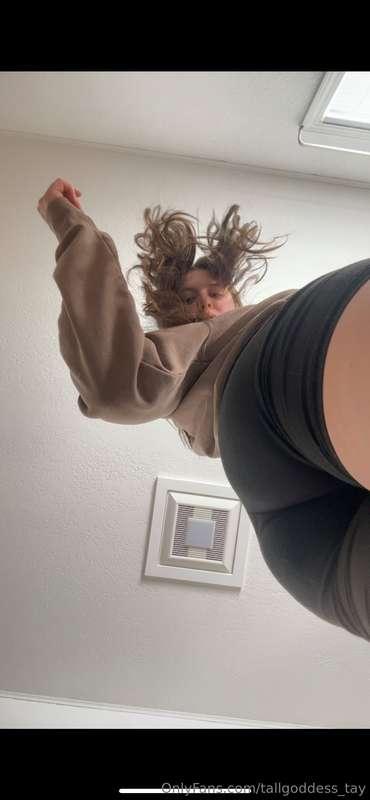 Hey down there tiny😘😍