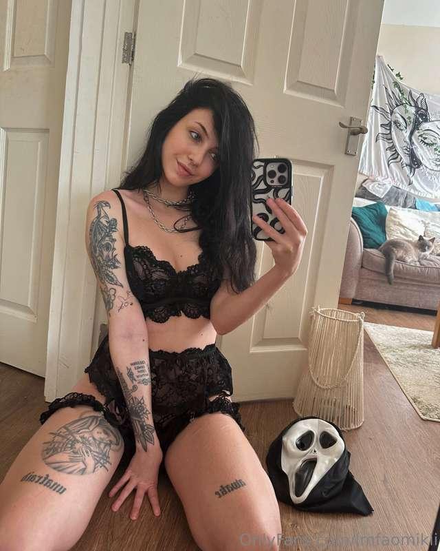 lots of new people have been joining my free page recently! ..