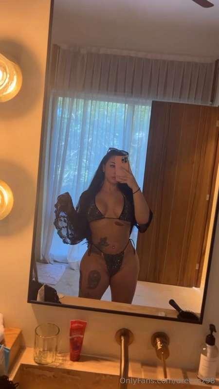 Let me know what’s on your mind down below �