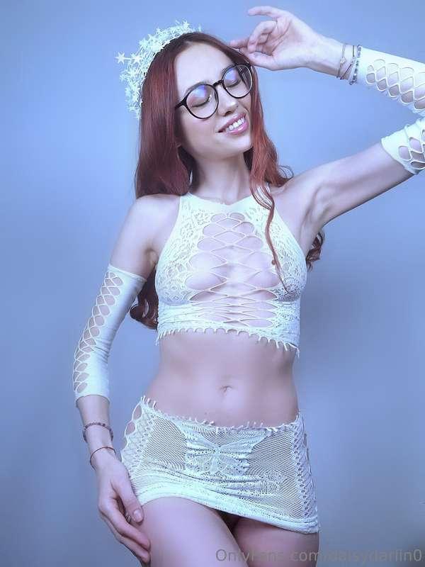 🤍🩵 Purity combined with passion is what makes my heart sing ..