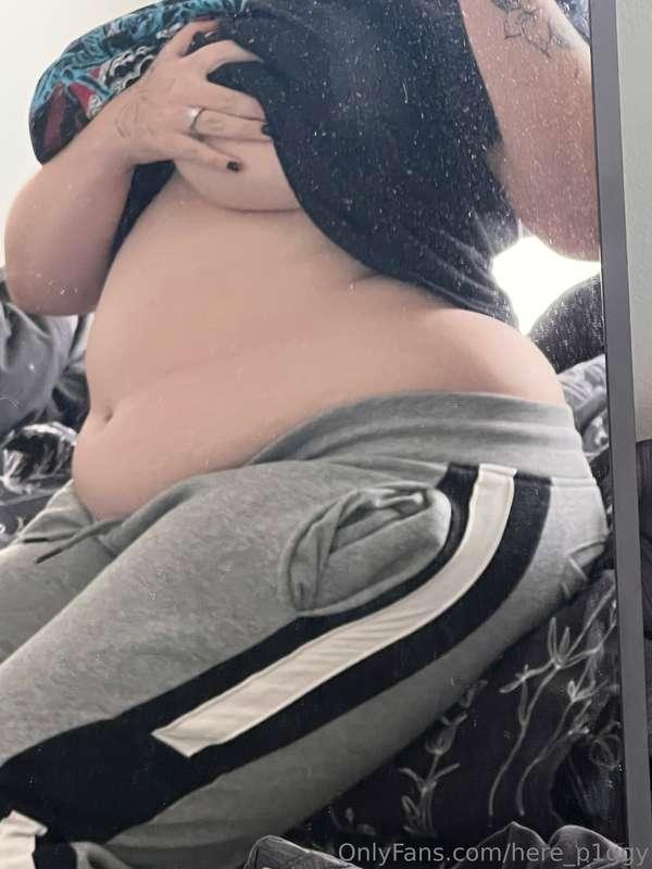 here_p1ggy main image