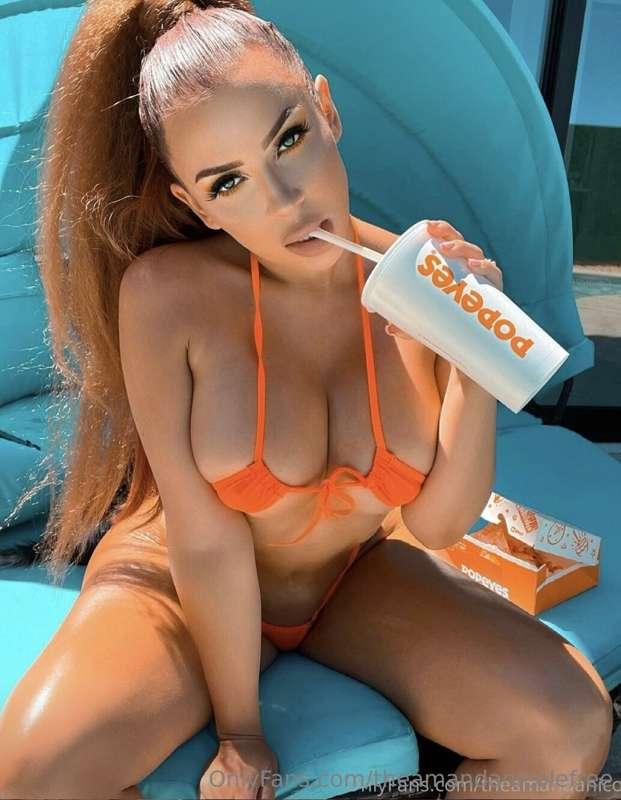 ### DM me a ' 🍗 '
if Popeyes is yummy and I'll show you what..