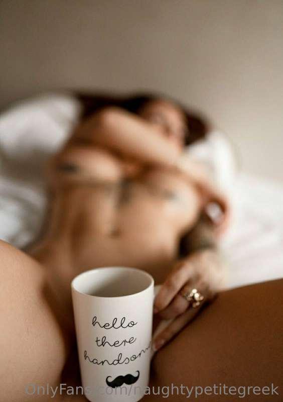 Start your day with a good dose of coffee! 😘