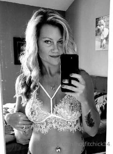 Whats everyone up to tonight?? Anyone feel like spoiling me ..