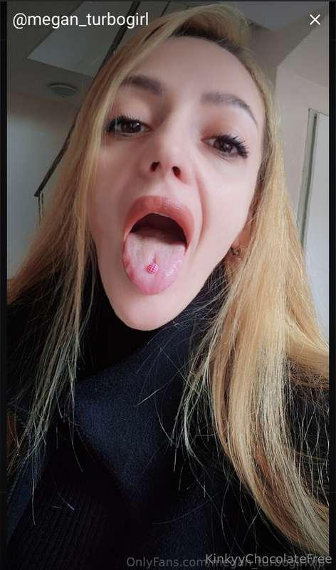 ❤️Hey LOVE🥵💦You are in ONLYFANS where you have to pay 💲 for ..