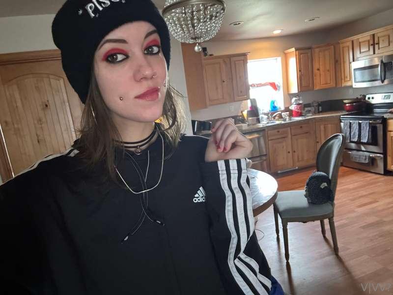 🍒💣