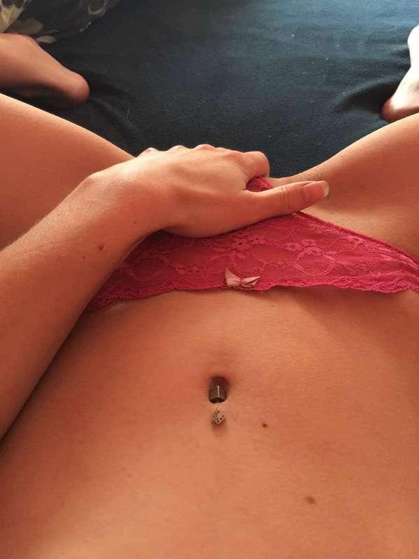 I love touching myself 😈