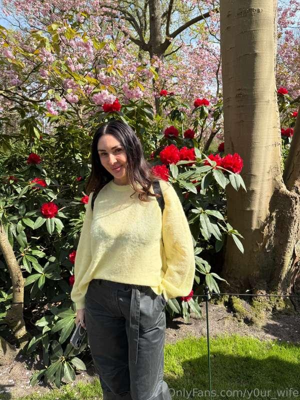 Garden at noon 🌺🌸 Flowers don't ask if you're worthy— they j..