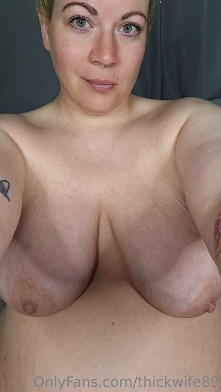 thickwife89 image #0