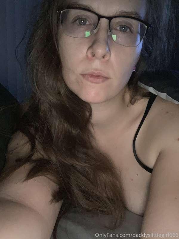 All alone and so horny. 😩