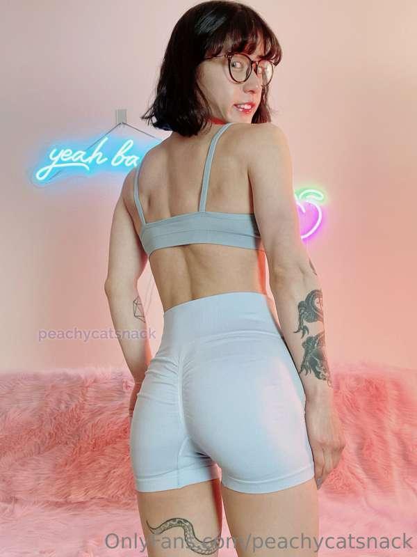 peachycatsnack image #6