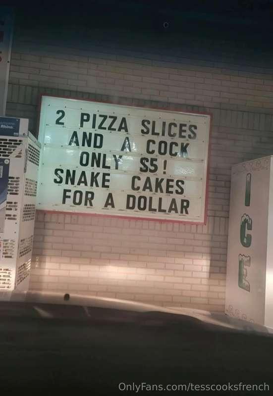 See? I’m an English teacher! Spelling matters! 😸😸 what a dea..