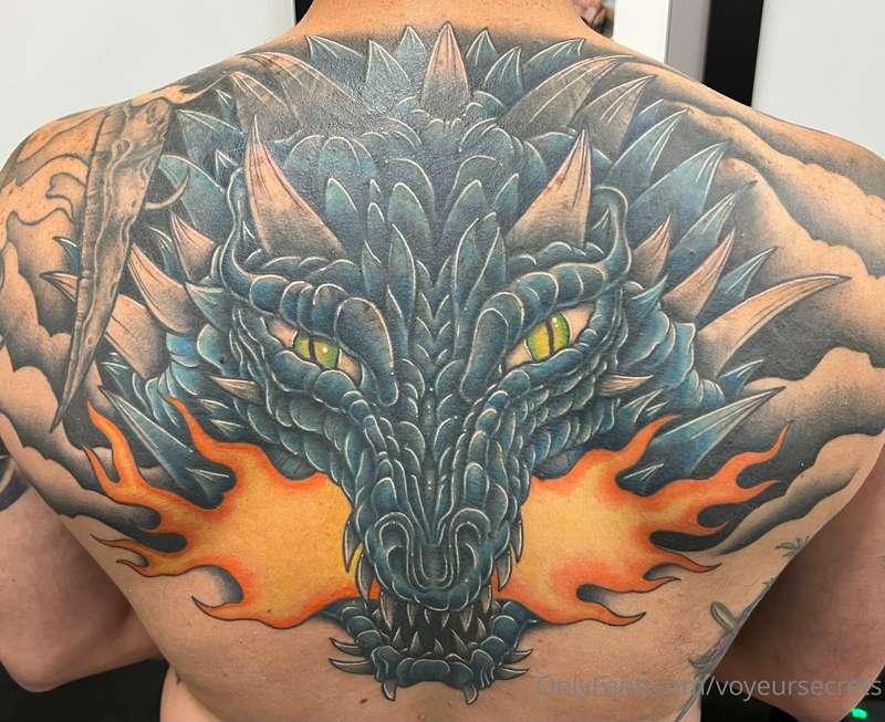Finally finished my latest tattoo yesterday! Praise Jesus! D..