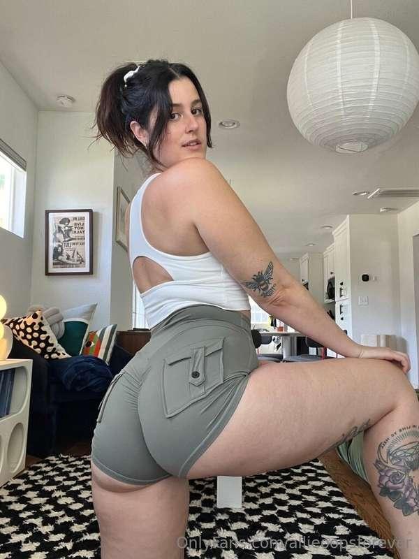 The kind of view that makes you lose focus instantly 😉