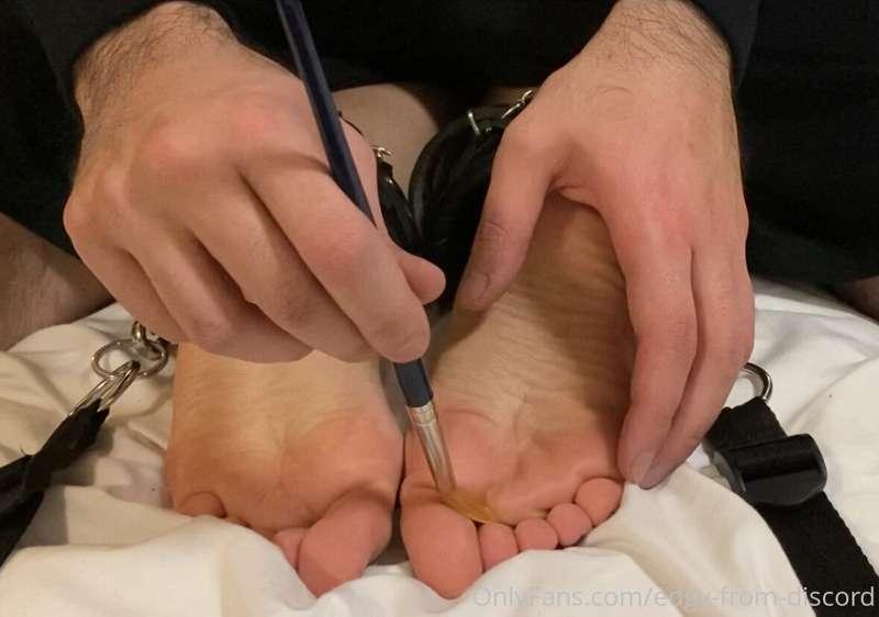 BONUS PHOTOS: Paintbrushes! Another gif preview!