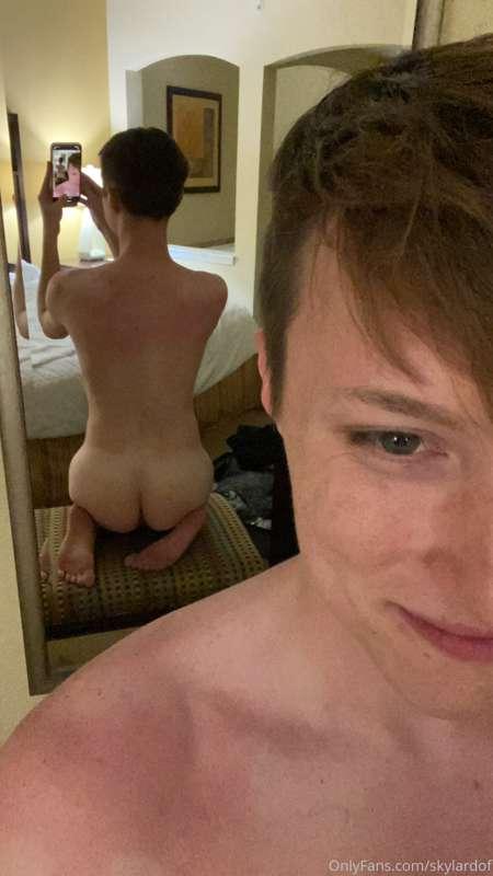 skylarthetwink image #0