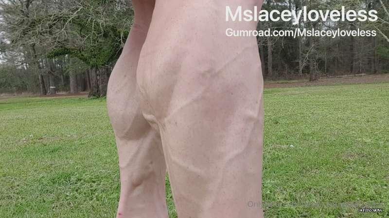 laceys_muscular_calves image #7