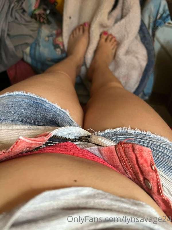 Unlock to see full nude not hairy I’m shaved