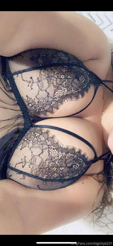 I just want someone to come titty fuck me & cum all over my ..