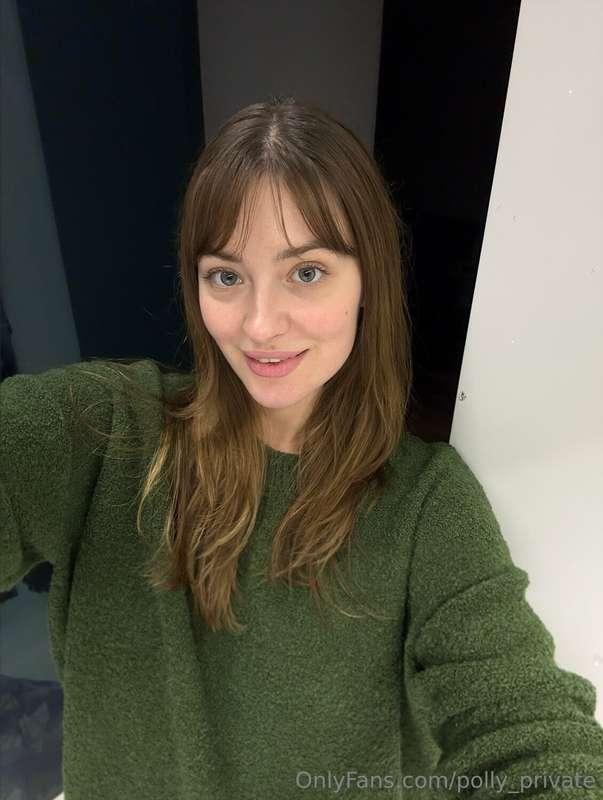 I gotta spill the tea about this green sweater, dude! Let me..