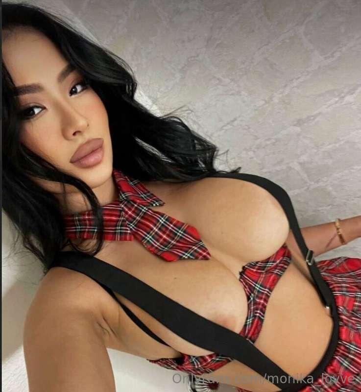 #  Amazing babe 😘🔥@jolly_moore😘🔥
 wants to cum with you and ..