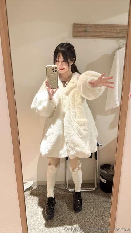 iamdorasnow image #2