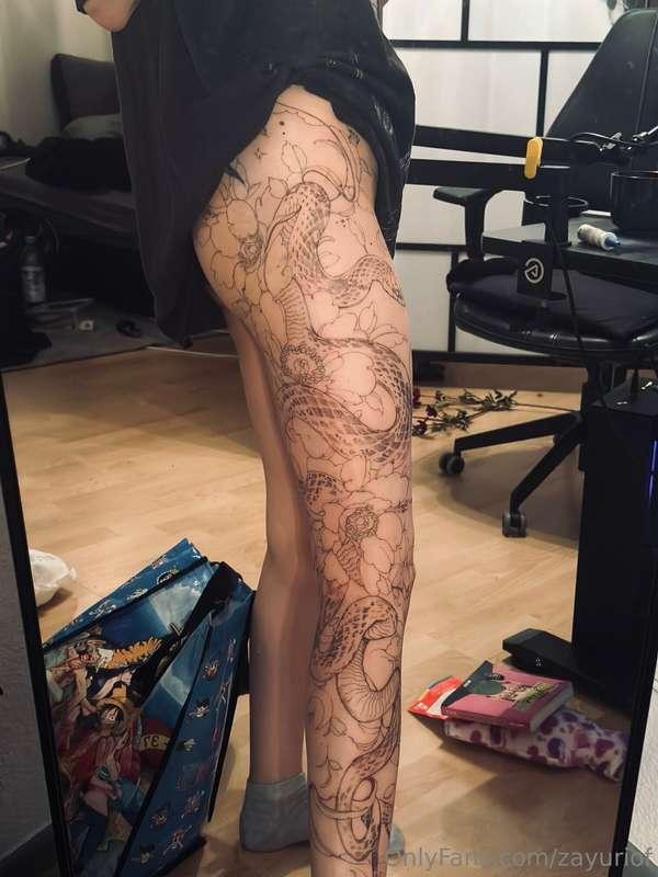 Totally forgot to post my tattoo selfies here on of.. There ..