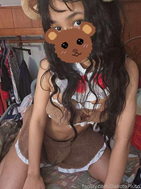 Hiii guys! I wanted to show more of my cute baby bear outfit hehe :3 (plus: I've been so busy at work, just worked 2 doubles back to back, so sorry if responses were slow! &lt;33)

#fyp #petite #cute #teen #biracial #skinny #tiny 