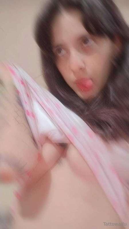 Come and finish taking off my shirt 💕