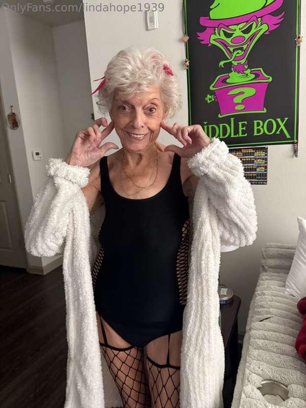 Admit it, you’re falling harder than you intended😏